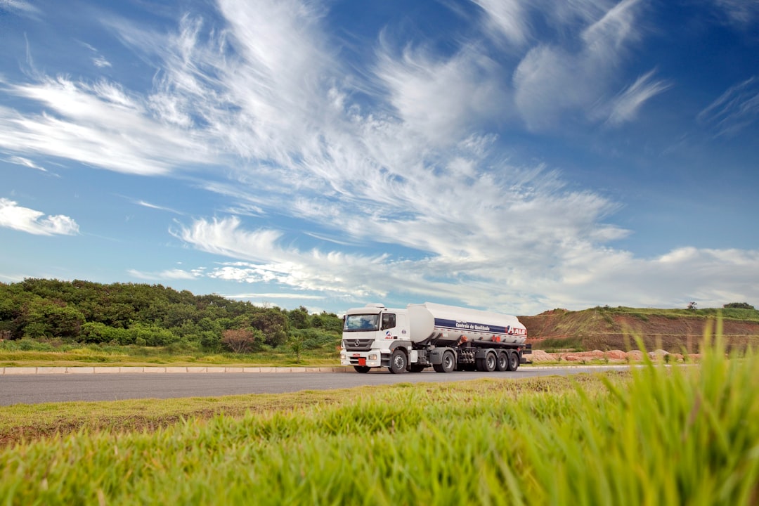 Photo Heavy-duty truck